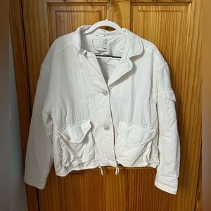 Aritzia Wilfred Free sporty oversized dropped jacket in white. Size M.